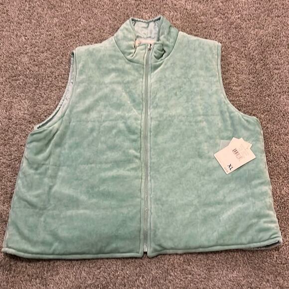 NWT $79 Susan Bristol Full Zip Vest Soft Seafoam Green Velour Petite XL Warm - Picture 1 of 16